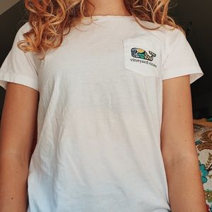 Vineyard vines tee shirt
